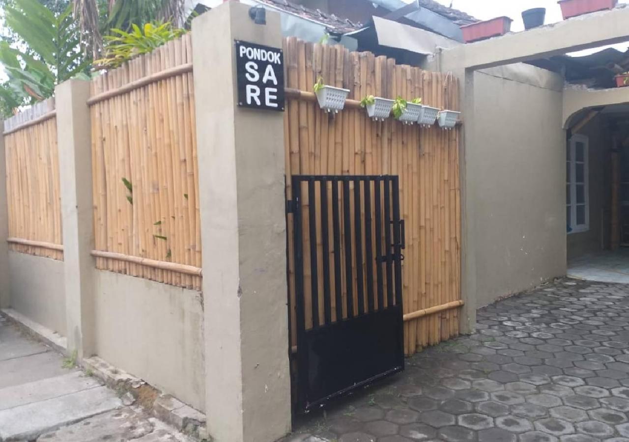 Pondok Sare Hostel Yogyakarta Exterior photo